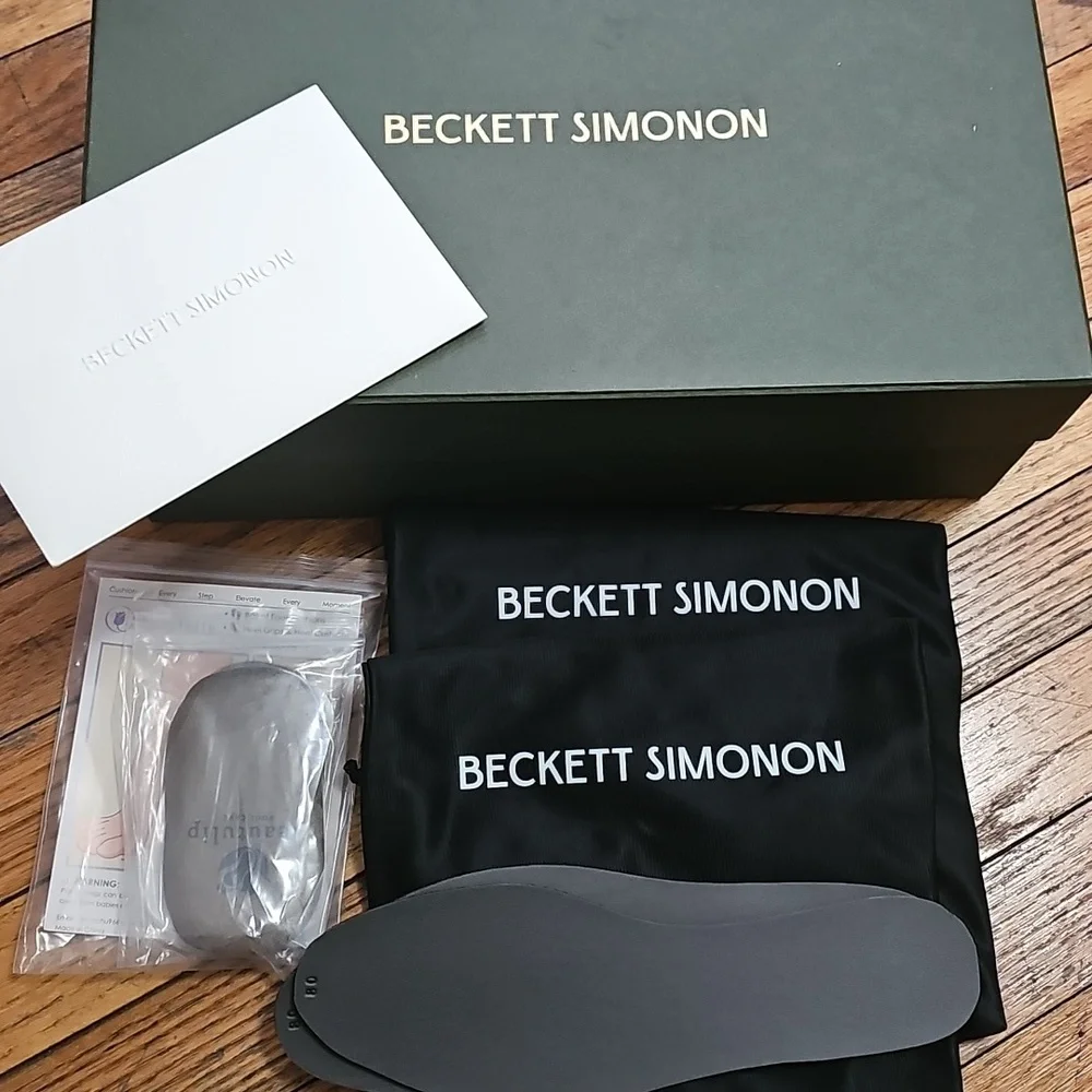 Beckett Simonon Greta Belgian Loafers Size 8 In Dove - Picture 6 of 7